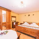 Dammenmuehle 3* ラール