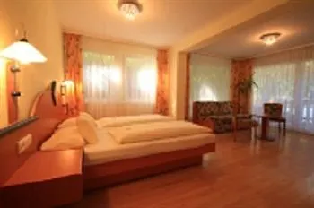 Dammenmuehle 3*