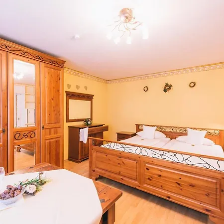 Dammenmuehle 3* لار