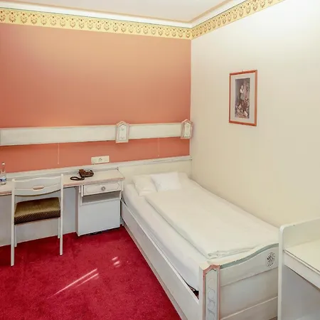 Dammenmuehle 3*